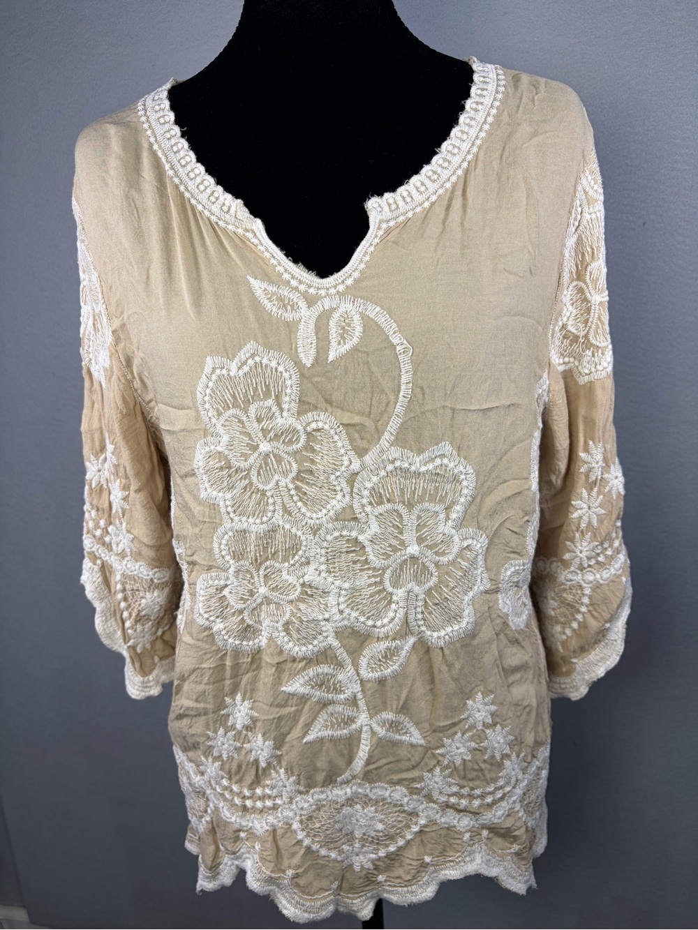 Solitaire Beige Tunic with White Floral Embroidery